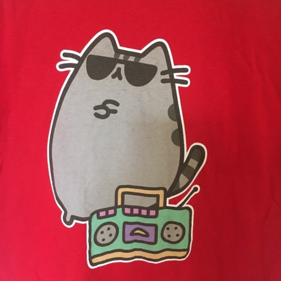 Red Pusheen boombox sunglasses T Shirt size Medium - Picture 3 of 5